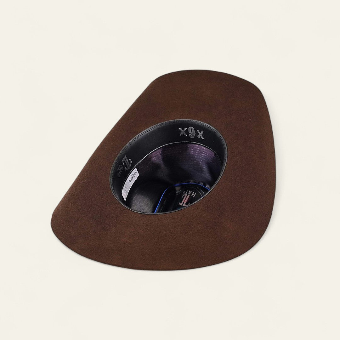 Keith Nieto hat, Limited edition felt hat, 6X felt cowboy hat, Regional Mexican style hat, High quality felt hat, Men’s western hat, Charro style hat, Exclusive Keith Nieto collection, Saxophone king fashion, Western fashion accessory, Performance hat for men, Stylish cowboy hat, Mexican regional hat, Clean cut felt hat, Stage-ready cowboy hat, Limited run western hat, Keith Nieto merch, Elegant felt hat, Felt hat for concerts, Western look hat